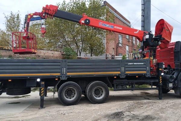 Автовышка FAW, вылет 23 м